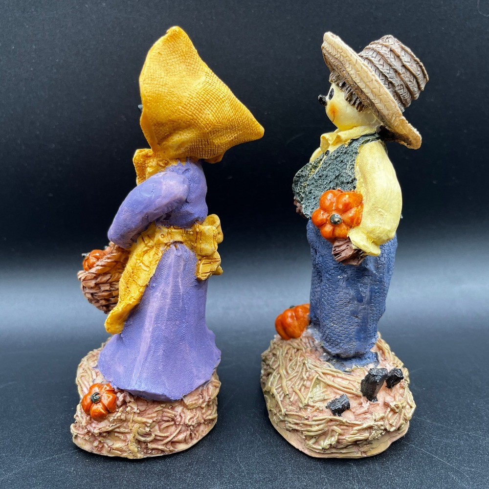 K's Collection Scarecrow-N-Straw Fall Harvest Resin Figurines Boy Girl Set 5" - Picture 2 of 8